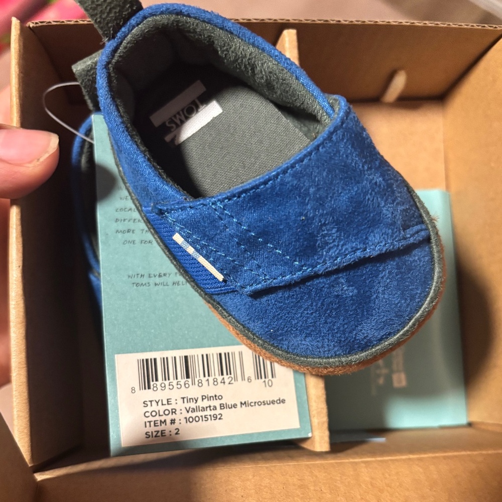Tom’s Baby Pinto style shoe